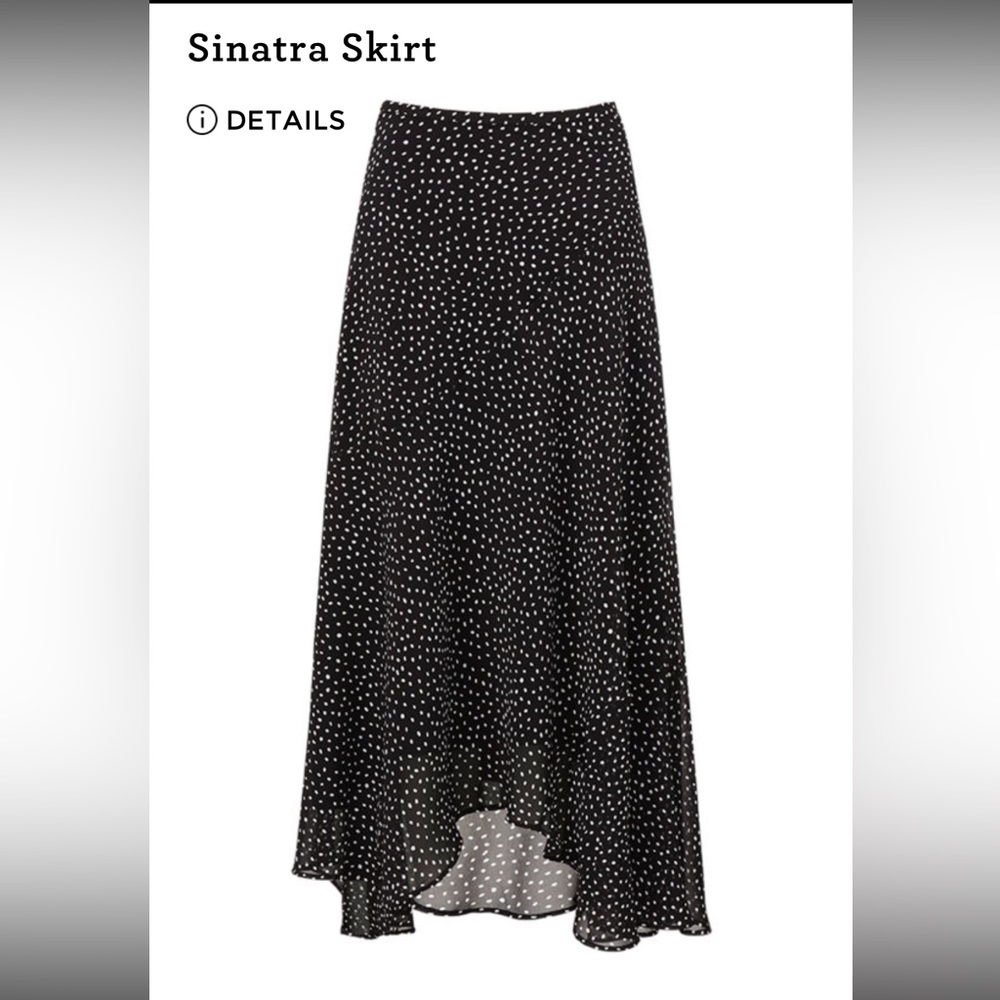 Like new Sinatra skirt sz 8, high waisted fits like a sz 6